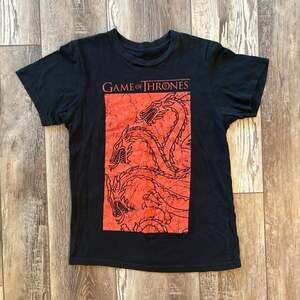 Game of Thrones Dragon Graphic T Shirt Black Red HBO Fantasy Tee M